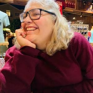 Meet your Posher, Gabriella